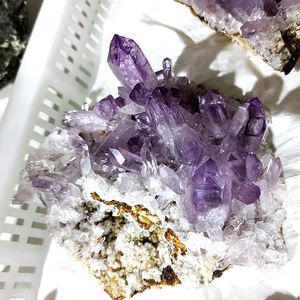 Améthyste en grappe en gros, cristaux de guérison, améthyste de <span class=keywords><strong>Vera</strong></span> <span class=keywords><strong>Cruz</strong></span>, cadeau unique, améthyste de <span class=keywords><strong>Vera</strong></span> <span class=keywords><strong>Cruz</strong></span> pour le Feng Shui - Product Image 4