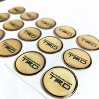 Luxus Pinsel Gold Epoxidharz Aufkleber benutzer definierte Marke Logo 3d gebürstet Gold Kuppel Aufkleber
