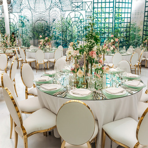 Chaise de mariage chinoise en acier inoxydable doré à dossier en forme de cœur pour événements intérieurs et extérieurs – Vente directe - Product Image 3