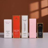 Boîte en carton personnalisée de qualité supérieure pour produits de beauté avec revêtement doux au toucher et gaufrage, construction rigide