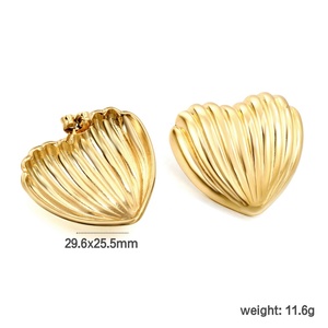 Nuevos Aretes de Moda para Mujer, Minimalistas, Chapados en Oro de 18k, con Textura, Diseño de Corazón Hueco, Aretes de Acero Inoxidable - Product Image 3