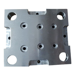 Plaque de poinçonnage métallique à trous multiples pour outillage de façonnage industriel - Product Image 1
