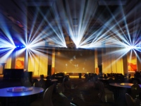 Projecteur à tête mobile LED haute puissance 350W 17R Beam Spot Wash Bsw 3 en 1 350 Watts pour DJ Disco