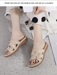 รองเท้าดีไซเนอร์ผู้หญิงปี <span class=keywords><strong>2026</strong></span> แฟชั่นฤดูร้อน รองเท้าแตะแบบสวมเปิดส้น รองเท้าสไลด์ชายหาด รองเท้าส้นเตารีดแบบสวม - Product Image 3