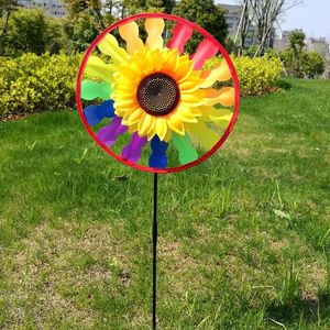 Vente en gros pas cher petits moulins à <span class=keywords><strong>vent</strong></span> magiques en métal en plastique arc-en-ciel pour abeilles vente décoration <span class=keywords><strong>de</strong></span> <span class=keywords><strong>jardin</strong></span> <span class=keywords><strong>moulin</strong></span> à <span class=keywords><strong>vent</strong></span> <span class=keywords><strong>de</strong></span> tournesol extérieur pour la maison - Product Image 5