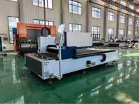 Découpeuse laser CNC de qualité supérieure, machine de découpe laser à fibre à plateforme unique conforme aux normes CE, fabricant chinois