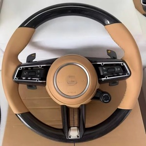 Volante Deportivo de Lujo en Fibra de Carbono y Cuero Rojo para <span class=keywords><strong>Porsche</strong></span> <span class=keywords><strong>911</strong></span> 718 <span class=keywords><strong>Carrera</strong></span> GT Macan Cayenne, Modificación Interior - Product Image 2