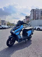 Scooter électrique de course longue portée 2000W, vitesse maximale 80 km/h, 100 km d'autonomie, frein à disque, batterie 72V, cyclomoteur électrique avec barre anti-chute