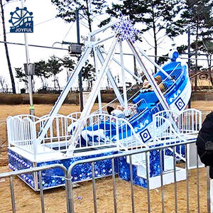 Mini bateau pirate coloré pour l'intérieur/l'extérieur à vendre, en fibre de verre et en métal, pour la cour des enfants et les sentiers des centres commerciaux - Product Image 1