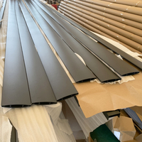Design moderne 6063 6061 anodisé argent ovale en alliage d'aluminium profil de persienne d'obturateur d'extrusion motif d'ouverture verticale