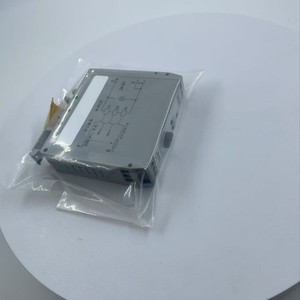 Module de sortie numérique Hima H4137 24V 250V 4A 3 I/O pour contrôle industriel - Product Image 3