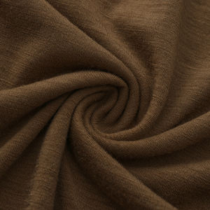 T-shirt léger en laine mérinos pour homme, certifié RWS, de luxe, à manches courtes, avec logo personnalisé imprimé - Product Image 6