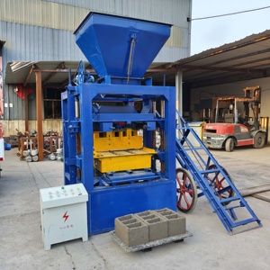 Brick Maker Semi <strong>Automatic</strong> Hollow Bricks <strong>Machine</strong> Solid Maker <strong>QT4</strong>-<strong>26</strong> Cement <strong>Block</strong> - Product Image 3