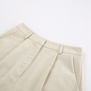 Enyami Completo Estivo in Cotone e <span class=keywords><strong>Lino</strong></span> con Scollo a V, Set Coordinato 2 Pezzi da <span class=keywords><strong>Donna</strong></span>, <span class=keywords><strong>Pantaloncini</strong></span> Corti, Gilet e Completo Basic Streetwear - Product Image 5