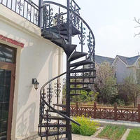 Les fabricants chinois produisent des escaliers en colimaçon modernes en acier inoxydable pour l'intérieur et l'extérieur