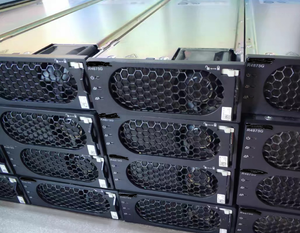 Venta al por mayor de módulos rectificadores <span class=keywords><strong>Huawei</strong></span> R4875G1 R4875G5 de 4000W, paralelables, de bajo ruido, con arranque suave, para comunicación y alimentación. - Product Image 1