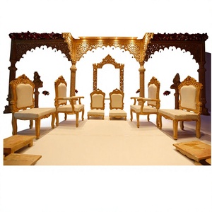 Derniers modèles de chaises de mandap de mariage blancs et dorés, ensemble de 6 chaises basses pour mandap de mariage indien Vedi, pour événements en Australie - Product Image 5