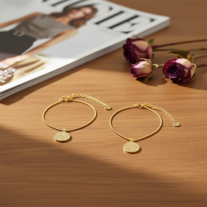 Bracciale in Acciaio Inossidabile con Ciondolo a Moneta Dorato, Catena Regolabile, Gioielli Moda Donna - Product Image 3