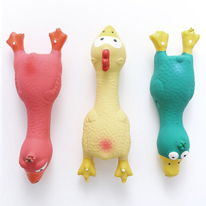 Juguete vocal para mascotas de pollo, popular en Japón y Corea del Sur, de cuero sintético, látex y madera contrachapada, relleno de algodón, con textura de pollo. - Product Image 2