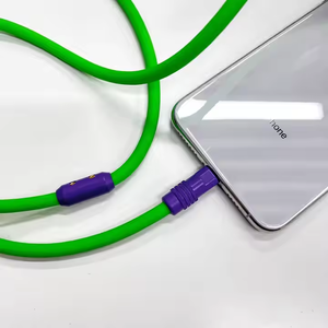 Nuevo material de silicona Cable tipo C a L de alta calidad Cable de datos de carga rápida con <span class=keywords><strong>certificado</strong></span> <span class=keywords><strong>MFI</strong></span> para iPhone 15 16 - Product Image 4
