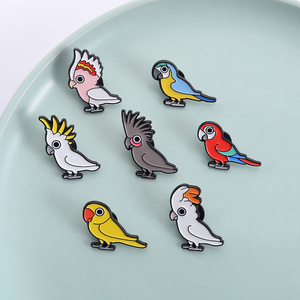 Pin Enamel Burung Beo Kartun, Bros Burung Macaw Cockatoo <span class=keywords><strong>Cockatiel</strong></span>, Lencana Ransel, Perhiasan Fashion, Hadiah untuk Teman - Product Image 1