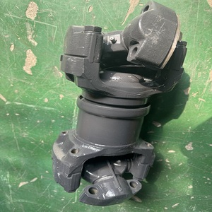 Arbre de transmission 17455032 adapté aux camions articulés A25/A30G - Product Image 3