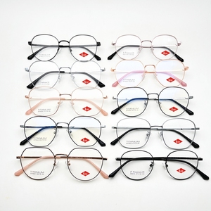 Barato al por mayor orden mixto de gafas de diseño de Metal gafas de realidad marcos espectáculo anteojos ópticos los hombres de las mujeres - Product Image 6