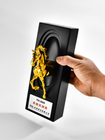 Nouveau Trophée Créatif en Résine Cheval 2026 – Trophée en Résine Or, Argent, Cuivre pour Employé Exceptionnel Réunion Annuelle
