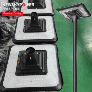 Lampada Solare Moderna per Cortile, Design All-<span class=keywords><strong>in</strong></span>-One, Senza Cablaggio, Ecologica, Funzionamento dal Tramonto all'Alba, Ideale per Vialetti e Aree Pubbliche - Product Image 6