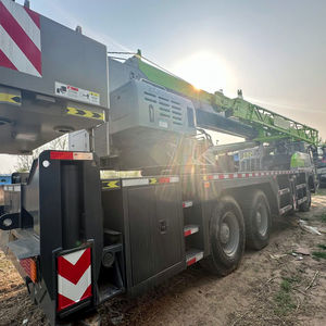 Grúa sobre Camión Zoomlion Usada de 35 Toneladas, Alta Potencia, Buen Estado, en Venta - Motor y Bomba Weichai, Componentes Principales - Product Image 4