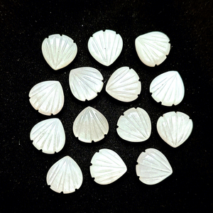 Pierre de lune blanche naturelle brillante, coquillage sculpté à la main de 12 mm, pierre précieuse sculptée pour la fabrication de bijoux, vente en gros, approvisionnement en vrac - Product Image 1