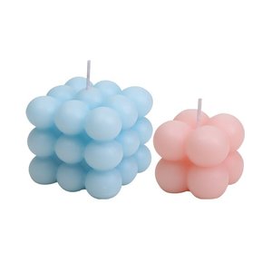 Velas Aromáticas de Cera de Soja Artesanais de Luxo - Cubo Mágico Colorido com Logo Personalizado, Múltiplas Fragrâncias para Feriados e Casamentos - Product Image 4
