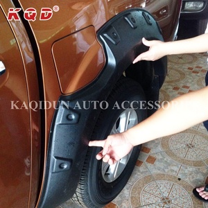 ชุดแต่งโป่งล้อโครเมียมแบบยูนิเวอร์แซลสำหรับรถนิสสัน นาวาร่า NP300 ปี 2016 - Product Image 2