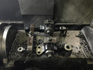 Acessórios Automotivos de Qualidade OEM para Ford <span class=keywords><strong>SCORPIO</strong></span> SIERRA Sistema de Suspensão Braço de Controle Inferior Dianteiro 1630154 1630152 1632766 1632764 - Product Image 5