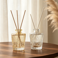 Bouteille diffuseur en verre cylindrique personnalisable avec logo, écologique, pour huiles d'aromathérapie et crèmes de soin, avec bâtonnets en rotin