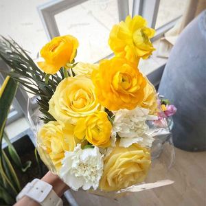 โรงงานขายส่งวัสดุห่อดอกไม้แบบไล่สี ถุงพลาสติกใส OPP  ขั้นต่ำ 50 ถุง - Product Image 3