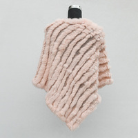 Poncho de veste triangulaire multicolore de style britannique avec col en fourrure de lapin chaud châle tricoté d'hiver