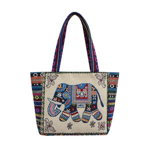 Bolso Tote Casual de Lona Pequeño Hecho a Mano al por Mayor para Mujer, Estilo Moderno, con Botón, Cremallera, Impermeable, 20L, con Estampado de Letras - Product Image 5