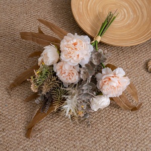 Bouquet de fleurs artificielles CallaFloral en pivoine avec vase étoile doré pour la décoration de la maison et des mariages CF02025 - Product Image 3