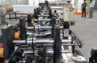 LMS Machine de formage de rouleaux de lamelles acoustiques en aluminium pour plafond à déflecteur en forme de U