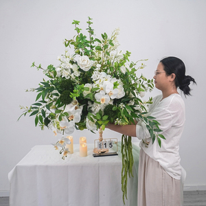 ลูกบอลดอกไม้ไหมประดิษฐ์ DKB แบบใหม่ คุณภาพสูง สีขาวเขียว ทำมือ ทันสมัย น้ำหนักเบา เป็นมิตรกับสิ่งแวดล้อม สำหรับวันขอบคุณพระเจ้า - Product Image 2