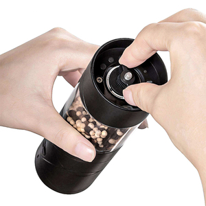 Hot Selling USB Rechargeable Large Capacity Adjustable Plastic Salt and <b>Pepper</b> Set & Ceramic Corn PM-005 Rechargeable Battery Su - Product Image 3