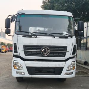 Camion d'aspiration des eaux usées à haute pression Dongfeng, diesel manuel, 12 m³, avec pompe à vide pour les déchets fécaux et les eaux usées, pour le nettoyage des fosses septiques - Product Image 5