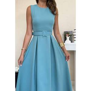 ชุดราตรีผ้าซาตินทรงเอไลน์คอ halter สีมิ้นท์สุดหรู ช่วงเอวทรงธรรมชาติ - Product Image 2