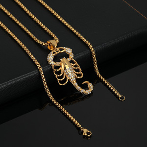 Hip Hop insecto 18K chapado en oro no deslustre Zirconia cúbica no deslustre impermeable colgante de joyería de acero inoxidable para hombre - Product Image 4