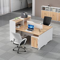 Porte-cartes moderne simple pour 64 personnes Écran Finance Bureau Bureau en bois pour le personnel Combinaison de chaises de bureau pour immeuble de bureaux