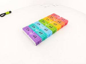Personnalisation de produits en plastique PP, boîte à pilules de 7 jours de couleur arc-en-ciel, 14 compartiments, boîtes à pilules hebdomadaires, logo personnalisé - Product Image 3