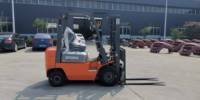 Chariot élévateur diesel 1,5 tonne, nouveau modèle, haute performance, tendance, prix compétitif, vente directe usine, offre spéciale