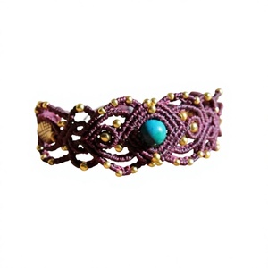 Pulsera Artesanal de Cuerda de Cáñamo Morada con Cuentas de Turquesa Chapadas en Oro, Estilo Boho, Joyería Unisex para Regalo - Product Image 1