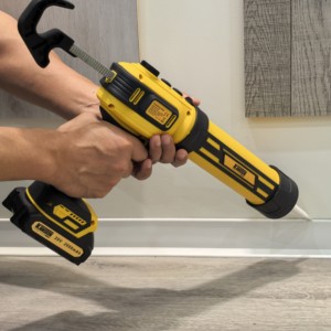 <span class=keywords><strong>Pistolet</strong></span> à calfeutrer électrique sans fil en <span class=keywords><strong>silicone</strong></span> avec lumière LED à vitesse réglable pour le remplissage, l'étanchéité, la réparation - Product Image 6